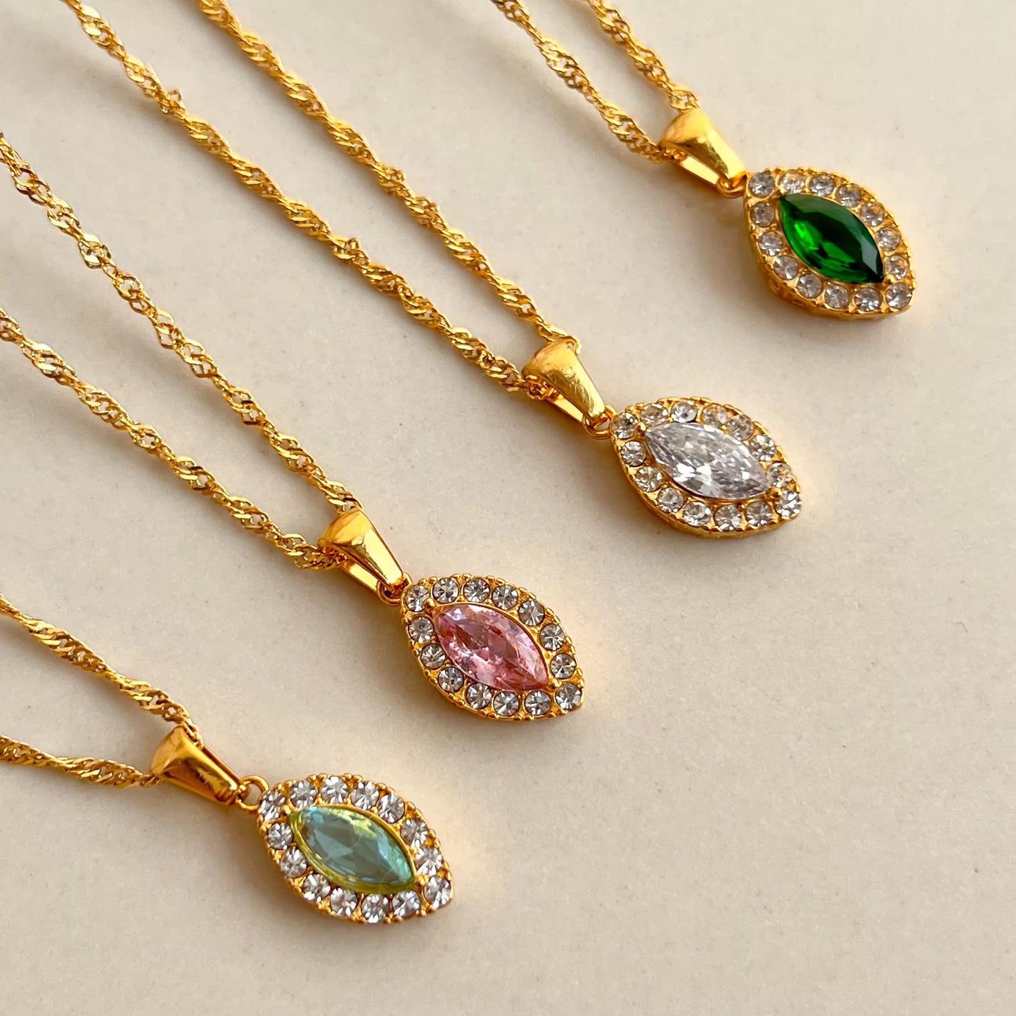 Collier Marquise Élégance