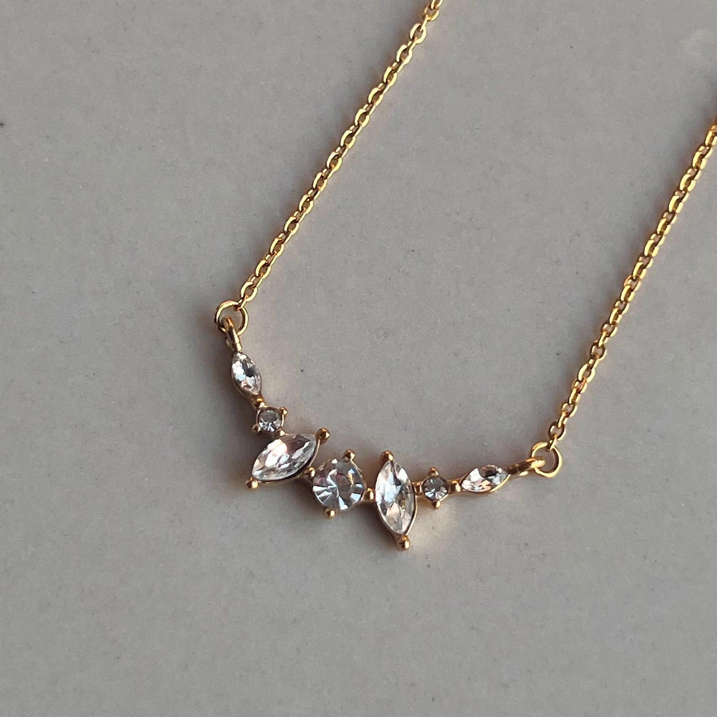 Collier Brise de Pétales