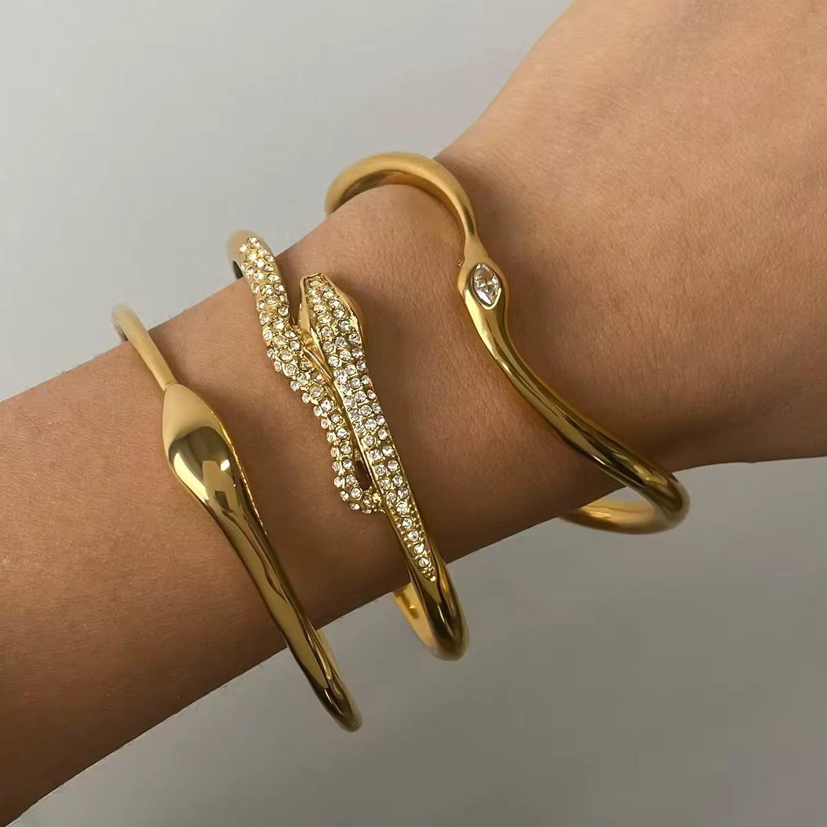 Bracelets Golden Venom