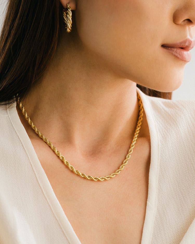 Collier Irina